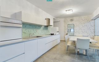 Vilă de lux cu două locuințe, în Dumbrăvița – Locație Excelentă! - Poză 12