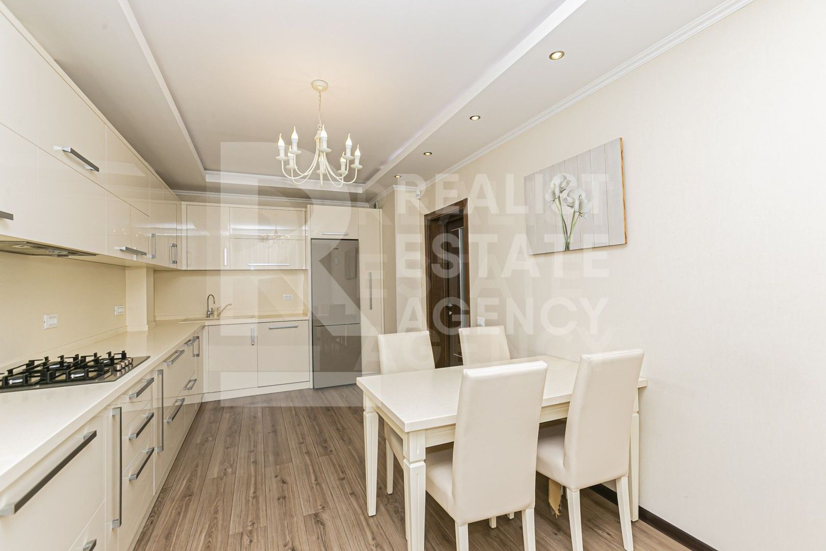 Chirie, apartament, 3 camere, strada Mitropolit Petru Movilă, Centru - Poză 12