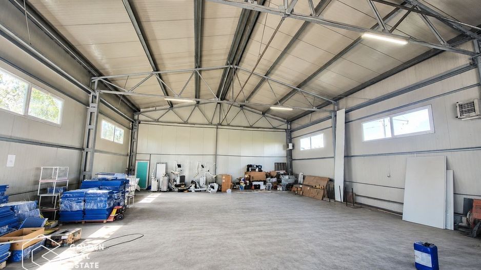 Hala industriala 225 mp cu acces la DN7, Vladimirescu - Poză 2