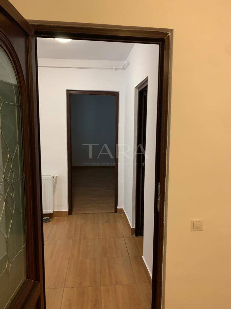 Apartament 2 camere de vanzare Central - Poză 3