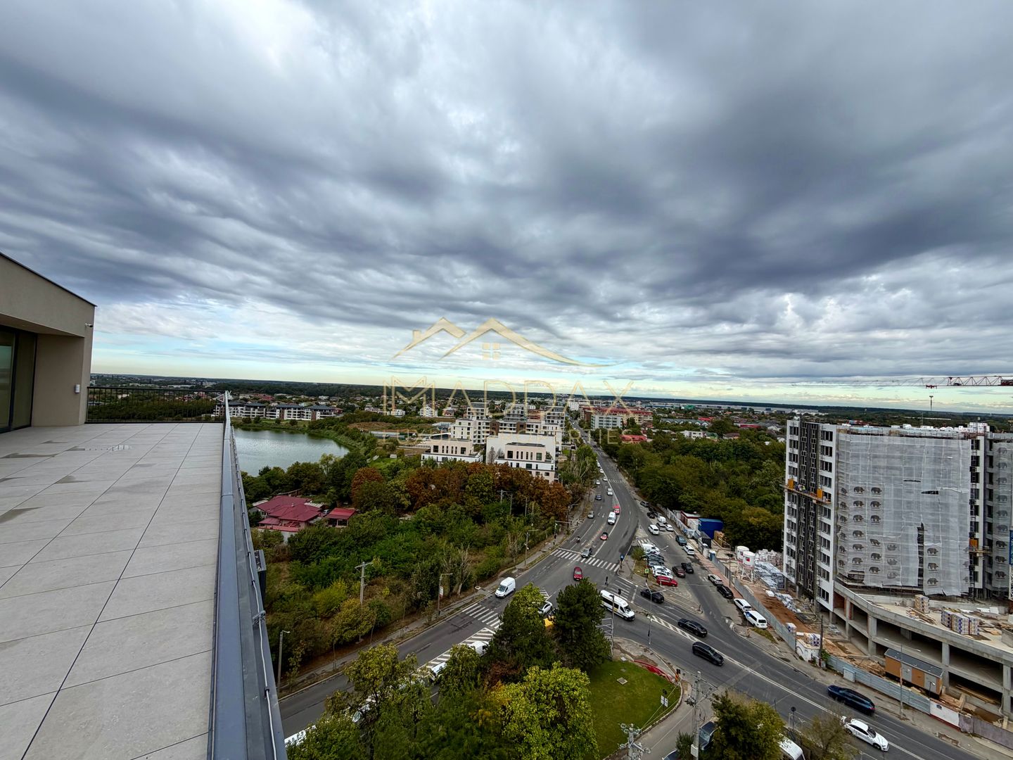 Penthouse cu 4 camere // terasă 70 mp / 200 mp / 3 parking / Straulesti - Poză 14