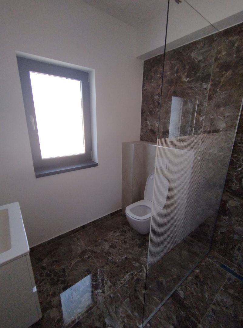 Vila Moderna Tunari, zona Buna, curte 300m - Poză 22