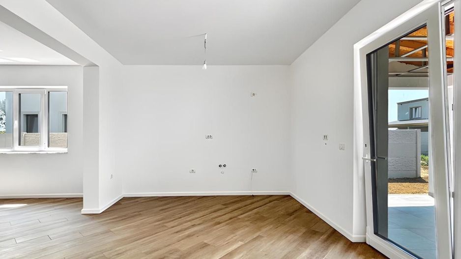 Comision 0 | Duplex 4 Camere | Proiect Ultramodern | Bucovat-Remetea - Poză 10