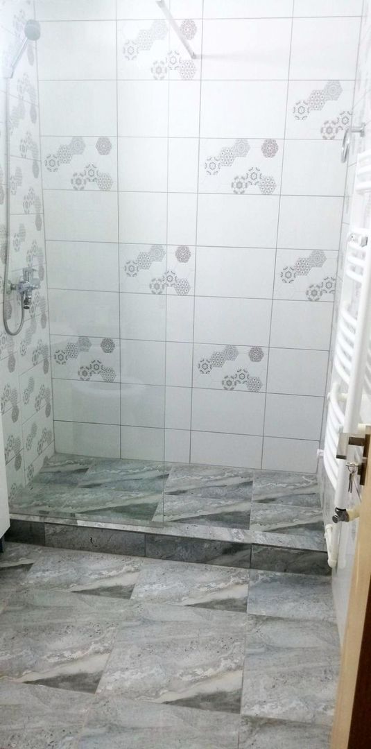 De inchiriat apartament 2 camere nemobilat, Micro 16, 1400 lei - Poză 4