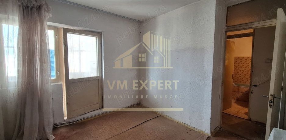 APARTAMENT 3 CAMERE ETAJ 4 GRUI CAMPULUNG - Poză 6