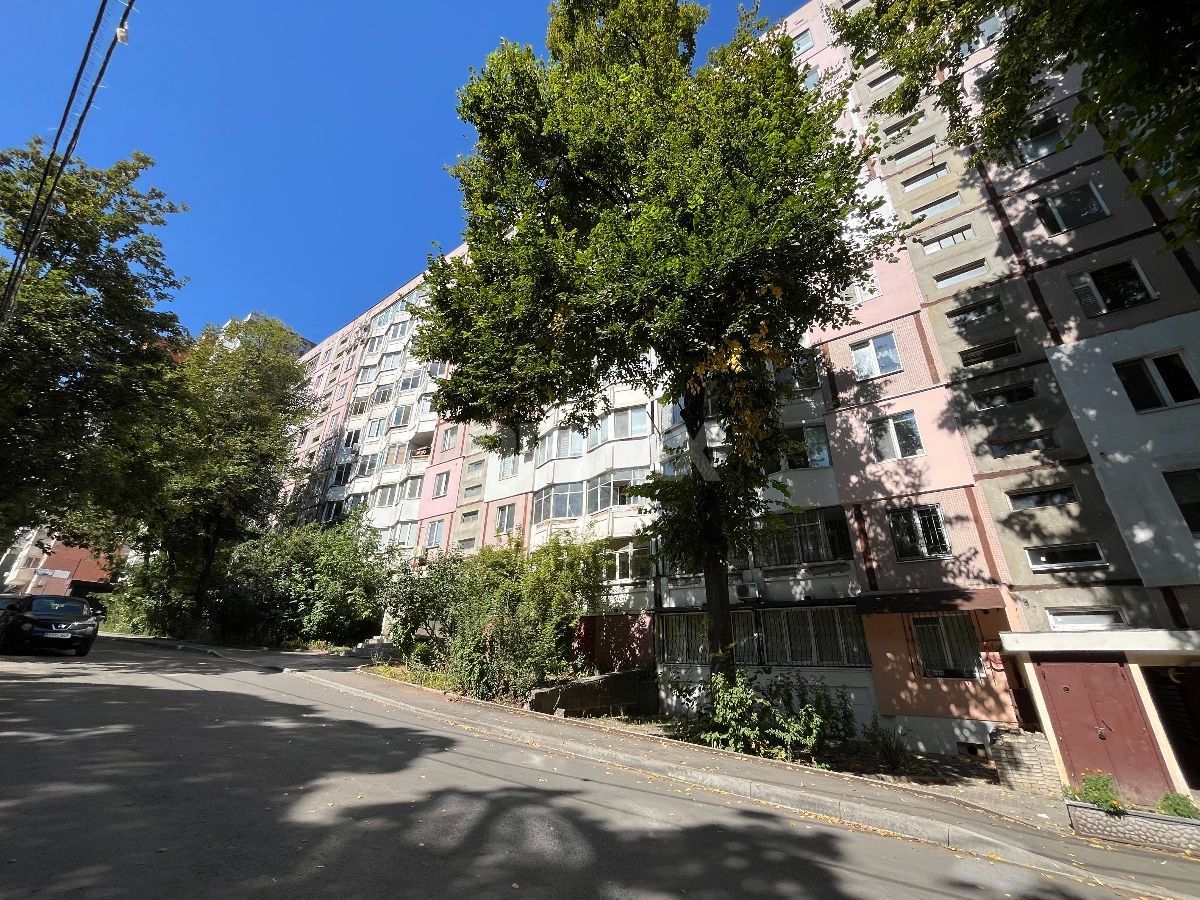 Apartament cu 3 odăi Botanica, Mun. Chișinău - Poză 13