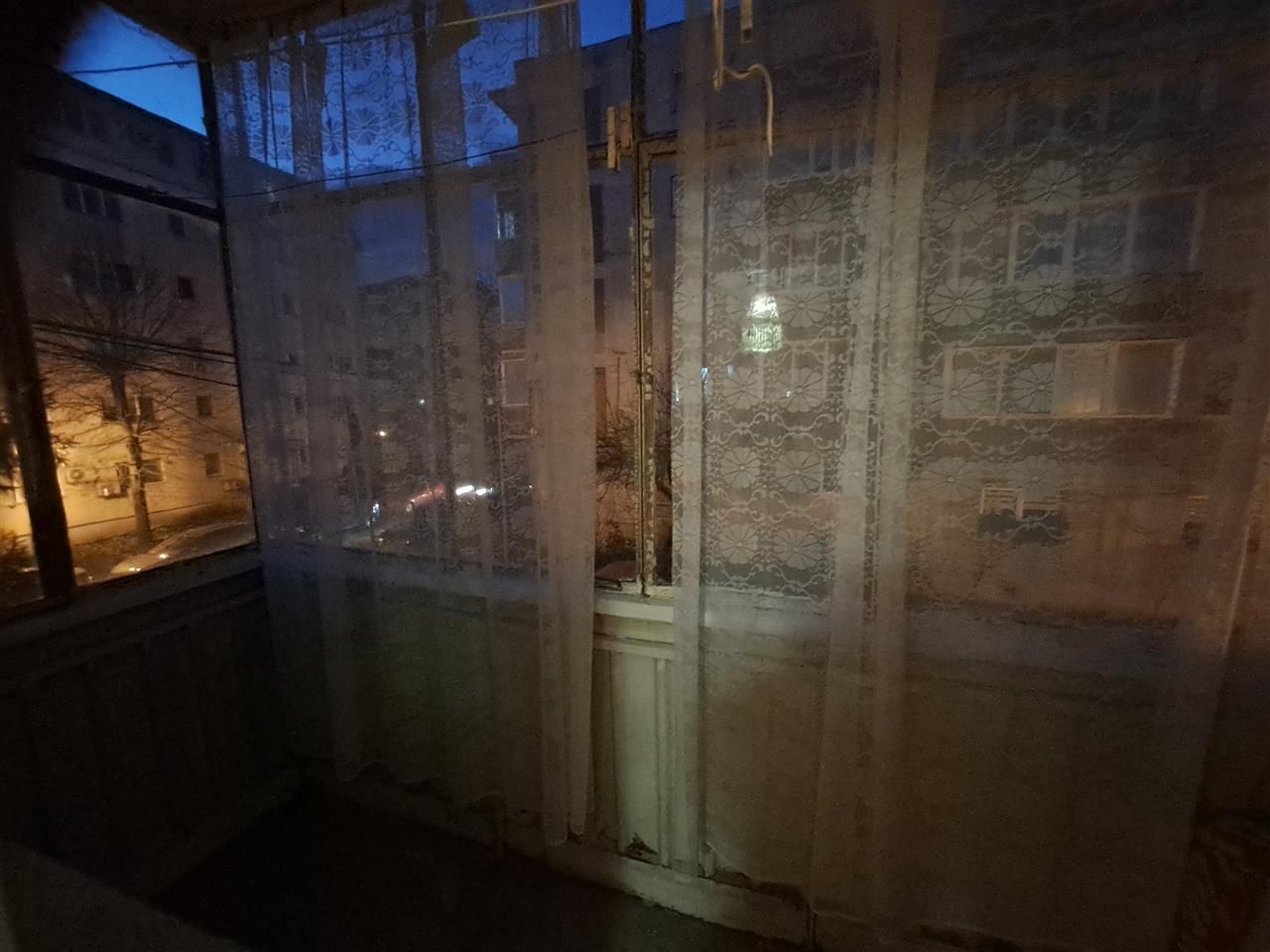 Etaj 1  Bucovina 3 camere decomandat - Poză 14