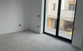 Vilă spațioasă Tunari | Curte mare | Complex închis - Poză 11