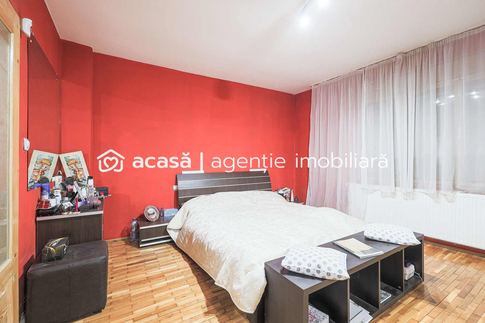 Casă cu teren generos și autorizatie pentru investiție in Parneava - Poză 8