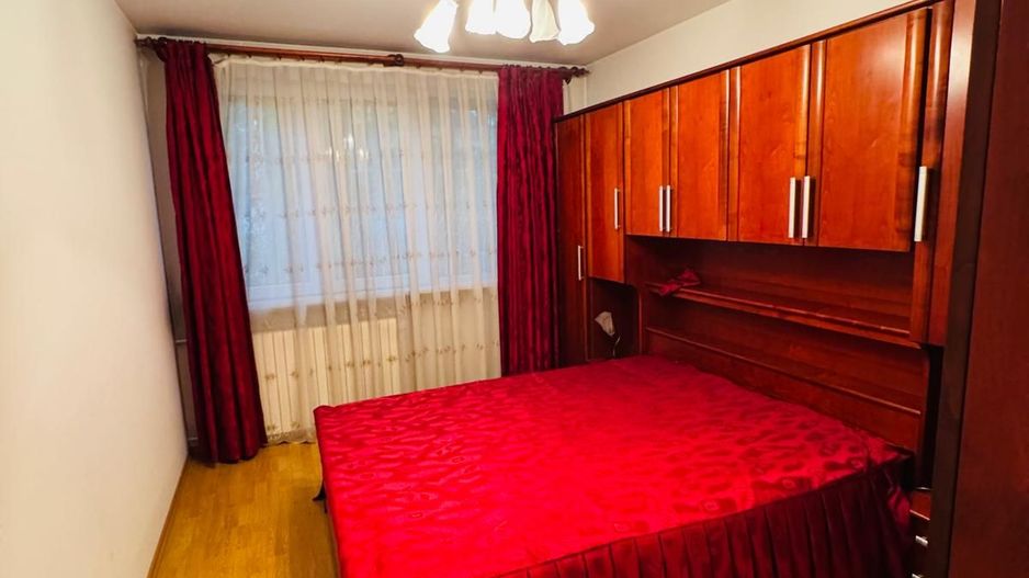 Apartament cu 3 camere de vanzare Drumul Taberei - Poză 4