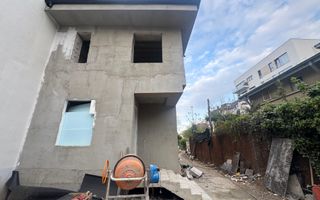 Vila solidă cu potential mutiplu 5 camere + teren || Piața Romană–Polonă - Poză 15