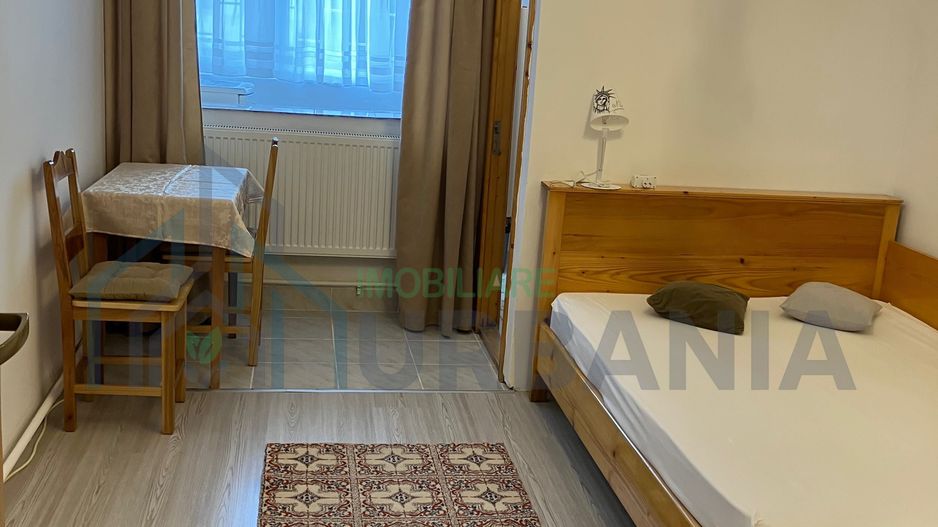 Inchiriez garsoniera in Nicolina - Poză 1