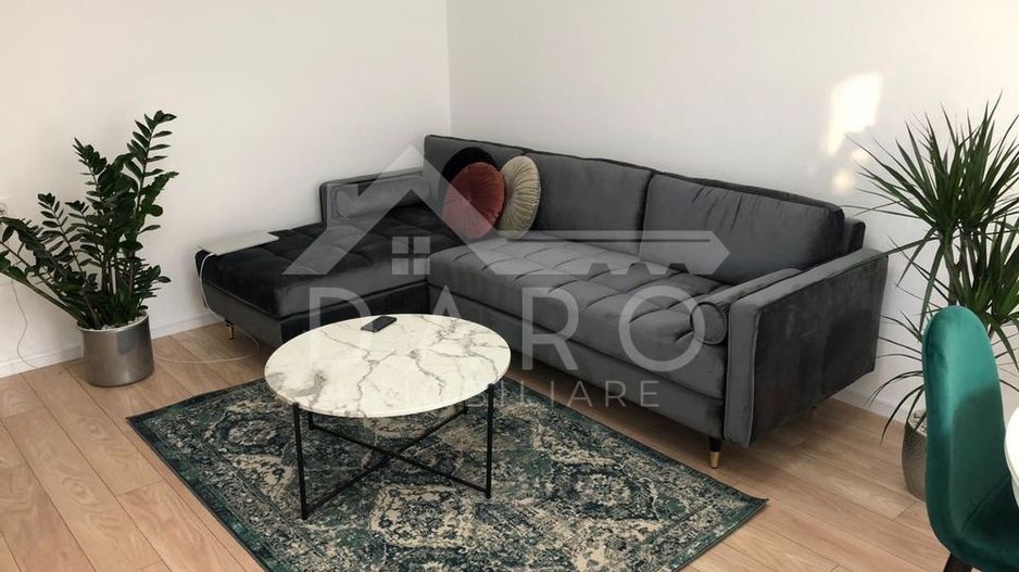 Inchiriez apartament MAURER - Poză 1