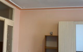 Garsoniera de inchiriat Zona Tractoru - Poză 3