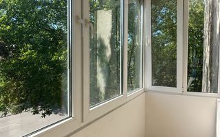 Apartament cu 2 camere decomandat etaj 1/4 Intre Lacuri - Poză 3