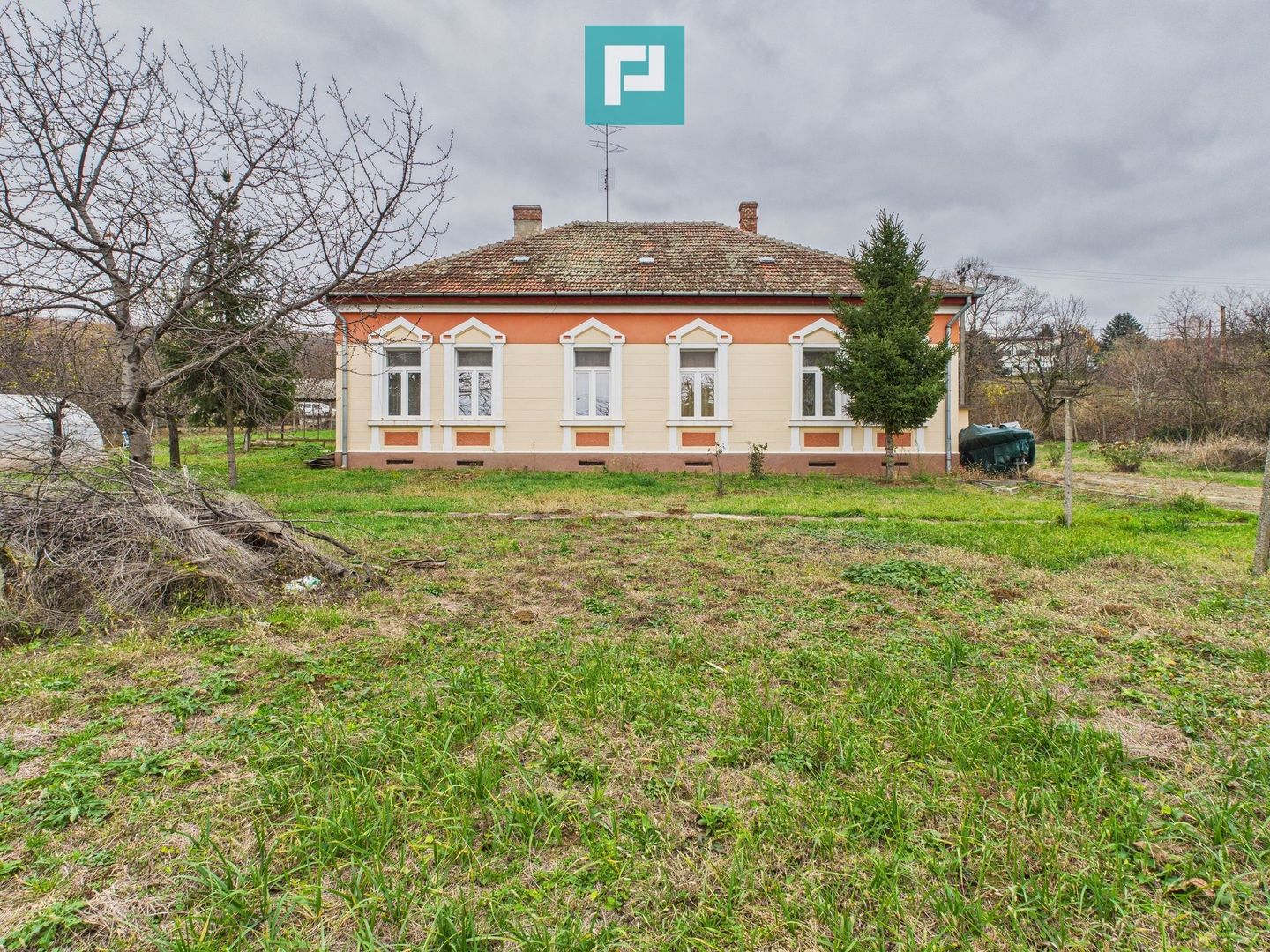 CONAC IMPRESIONANT ÎN GHIOROC - Poză 16