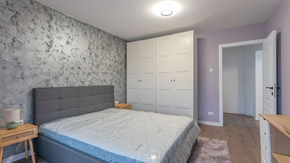 Chirie 2 camere Astra Brașov: 57 mp, AC și două balcoane închise - Poză 12