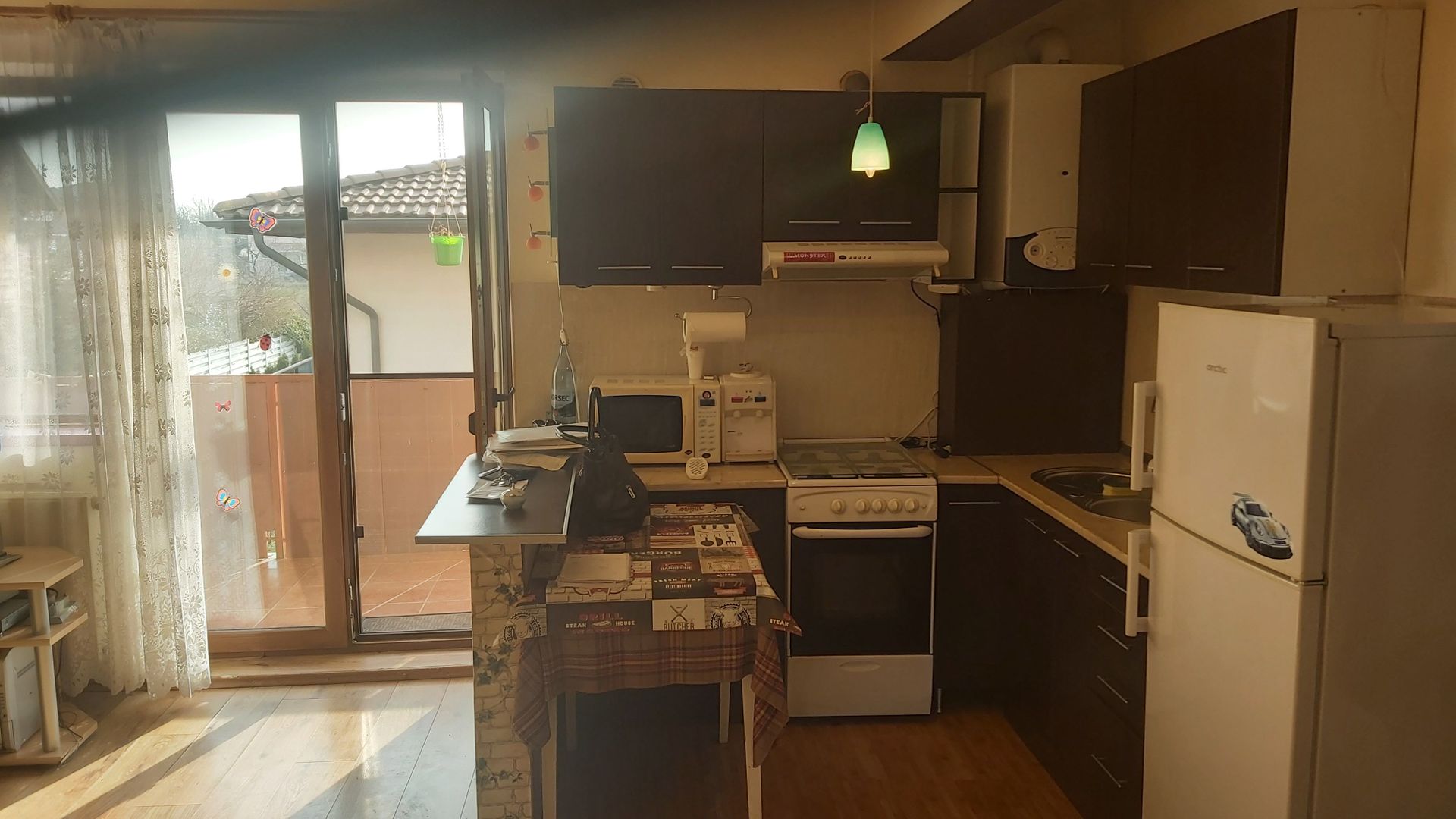 Apartament la casa/vila - Poză 2