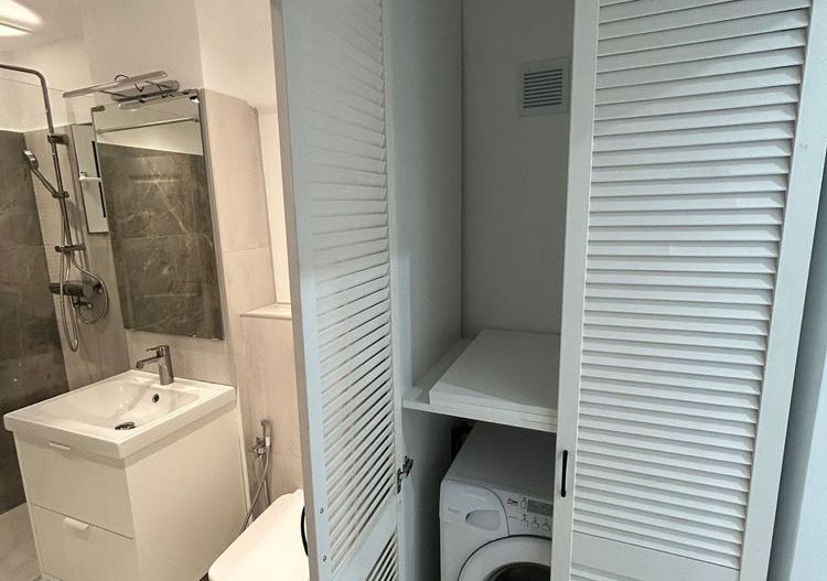 De vanzare Apartament 3 camere Drumul Taberei - Poză 7