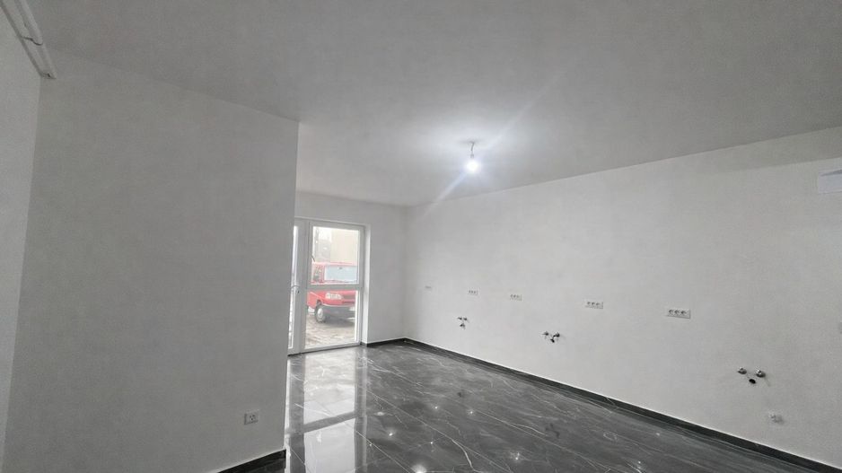 Spațiu comercial 32 mp | Parter | Cartier nou | Parcare inclusă | - Poză 3