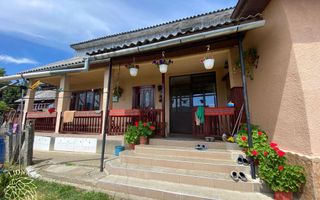 Casa 4 camere 170 mp-teren 1600 mp-terasa-gradina-Nasaud Central - Poză 8