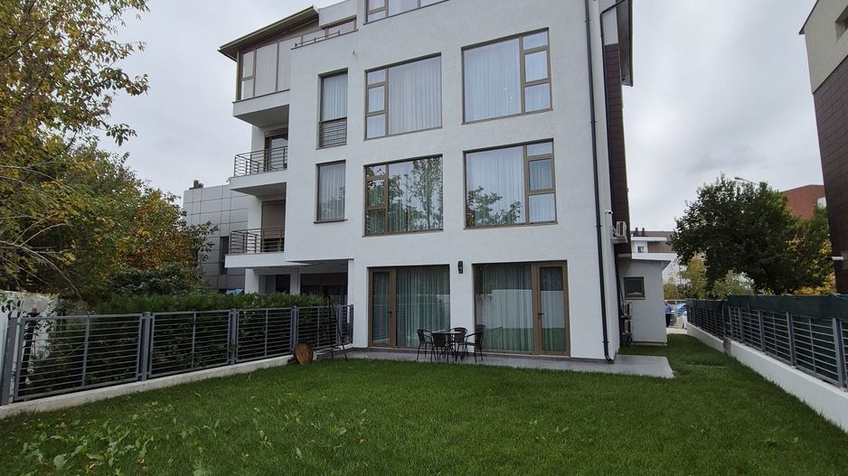 Green Lake | Lacul Baneasa | Sisesti | Vila cu 4 apartamente - Poză 1