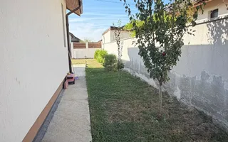 CASĂ INDIVIDUALĂ  DOMNESTI I COMPLEX PRIVAT | TEREN 430 MP | MOBILATĂ ȘI UTILATĂ - Poză 17