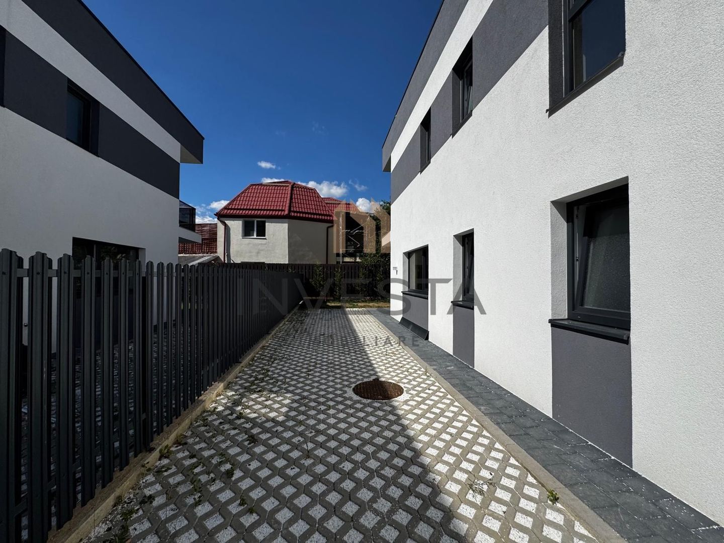 Casa tip duplex de vanzare, constructie noua, strada privata, Floresti - Poză 4