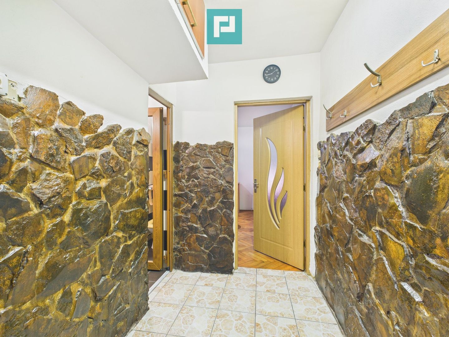 Apartament cu 3 camere,  2 balcoane Calea Șagului - Poză 2