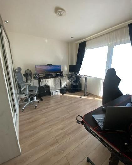 Vand apartament spatios Floresti, Sub Cetate 45D - Poză 8