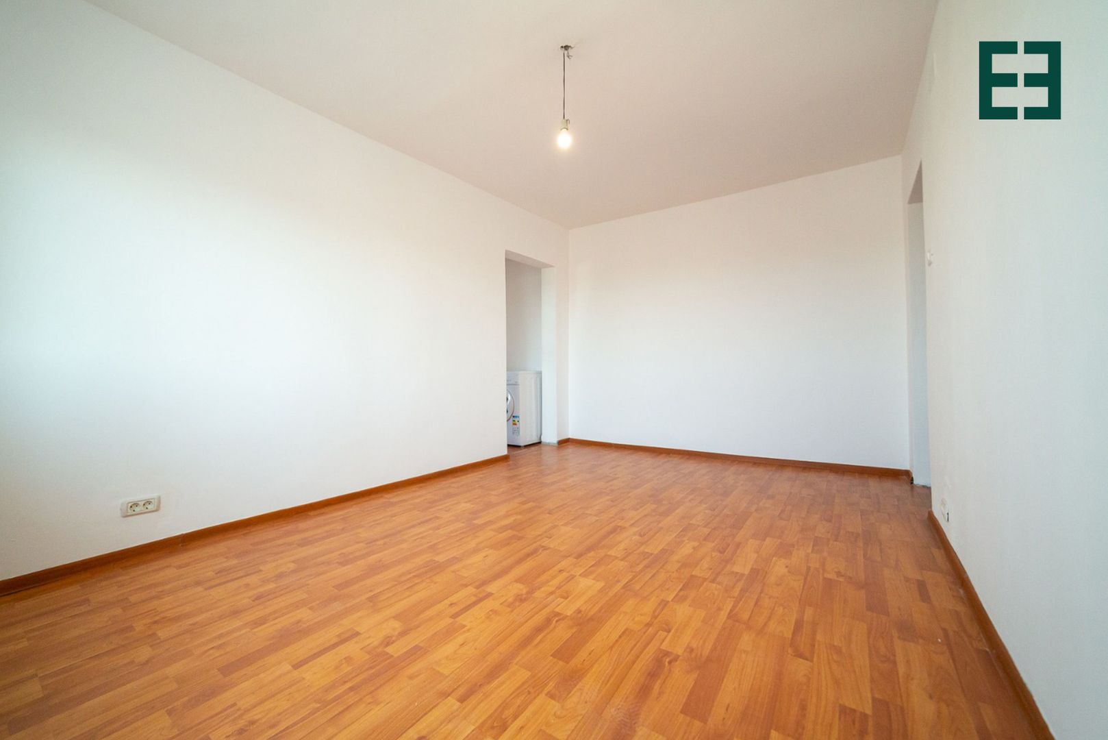 Apartament cu 3 camere etajul 4 - Cartierul A. Vlaicu - Arad - Poză 2