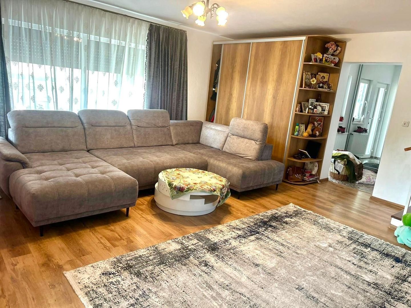 Duplex complet mobilat -  4 camere - pozitie excelenta - Sacalaz - Poză 2