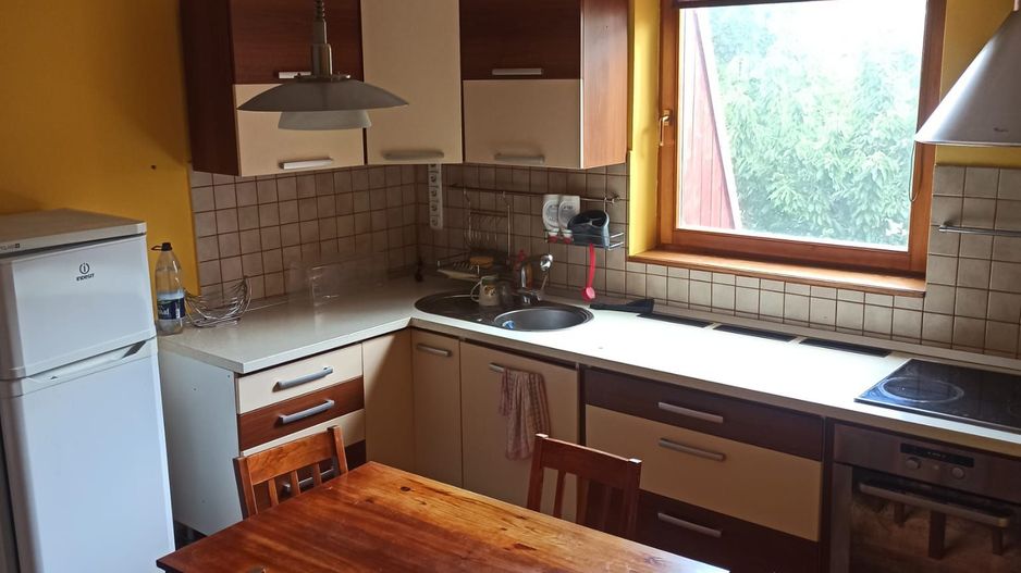 CASA CU 6 CAMERE ZONA CENTRAL - Poză 1