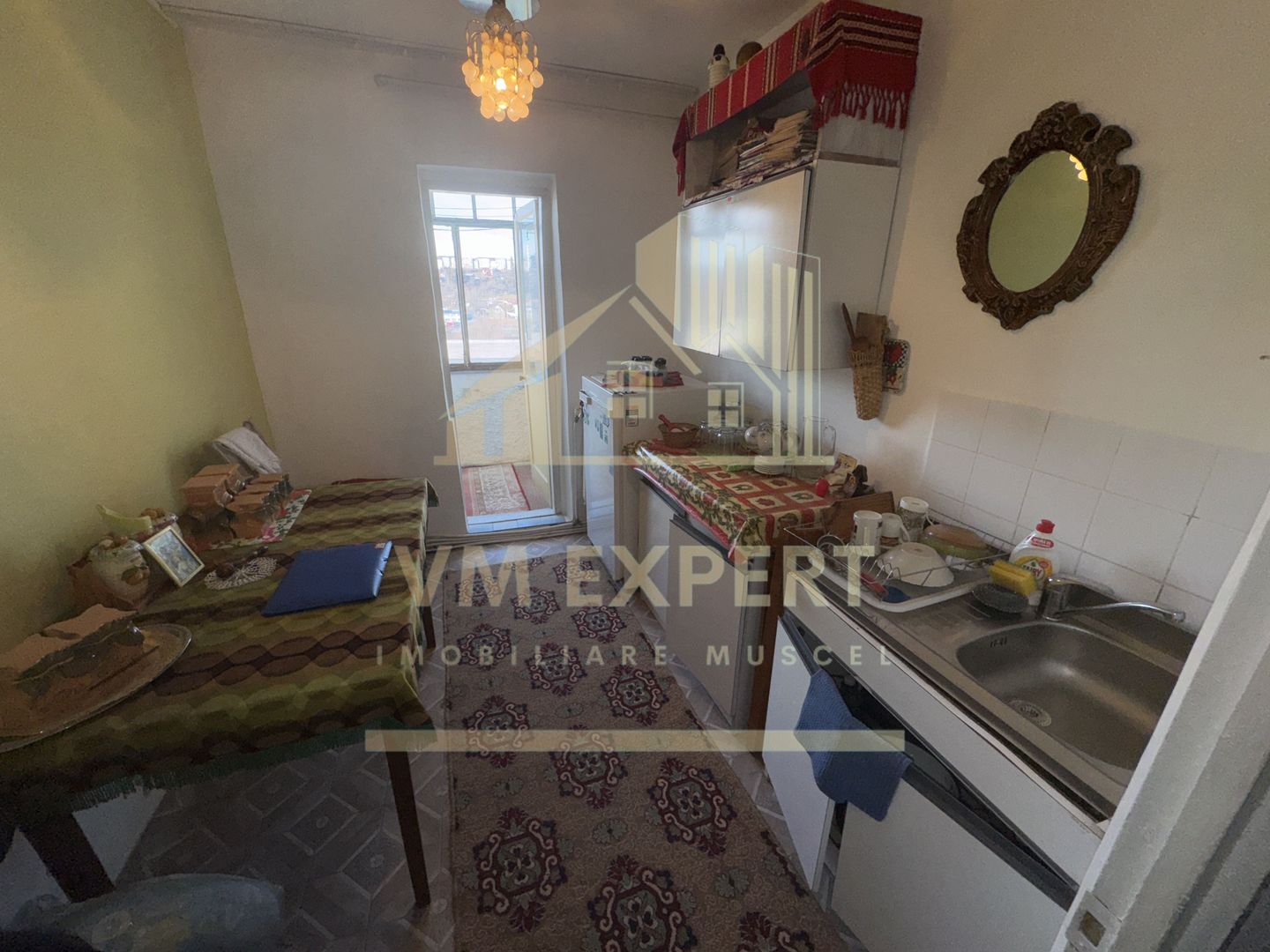 APARTAMENT 2 CAMERE ETAJ 4  VISOI CAMPULUNG ZONA MOL - Poză 5