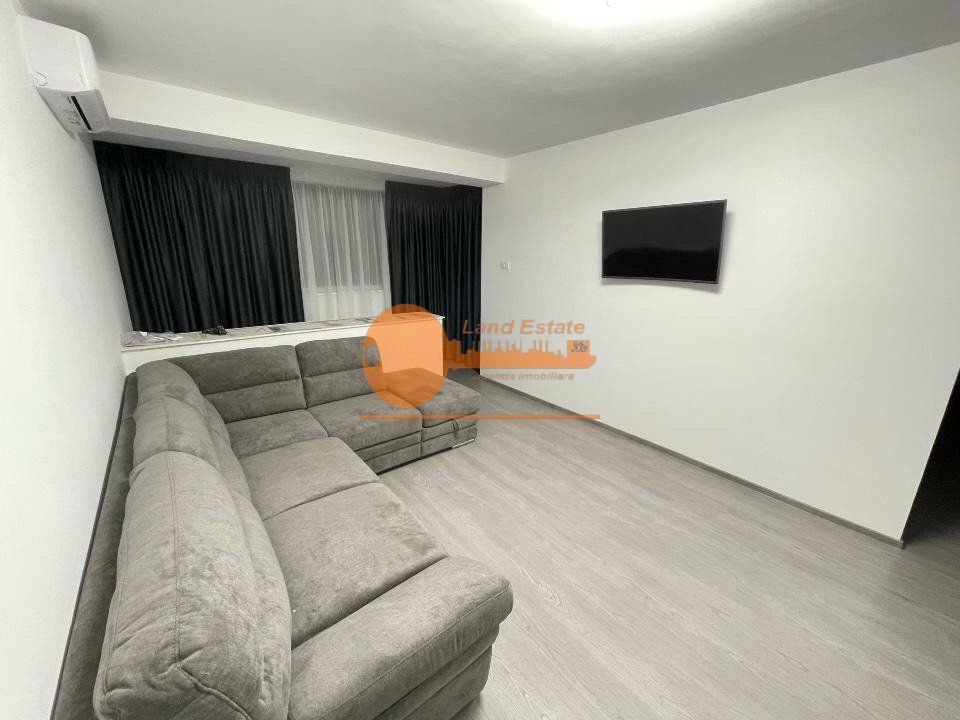 3 camere CampiaLibertati - Parc Titan - Poză 1