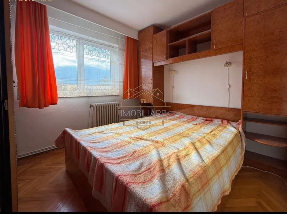 Apartament semidecomandat de închiriat cu 3 camere în Mănăștur - Poză 1