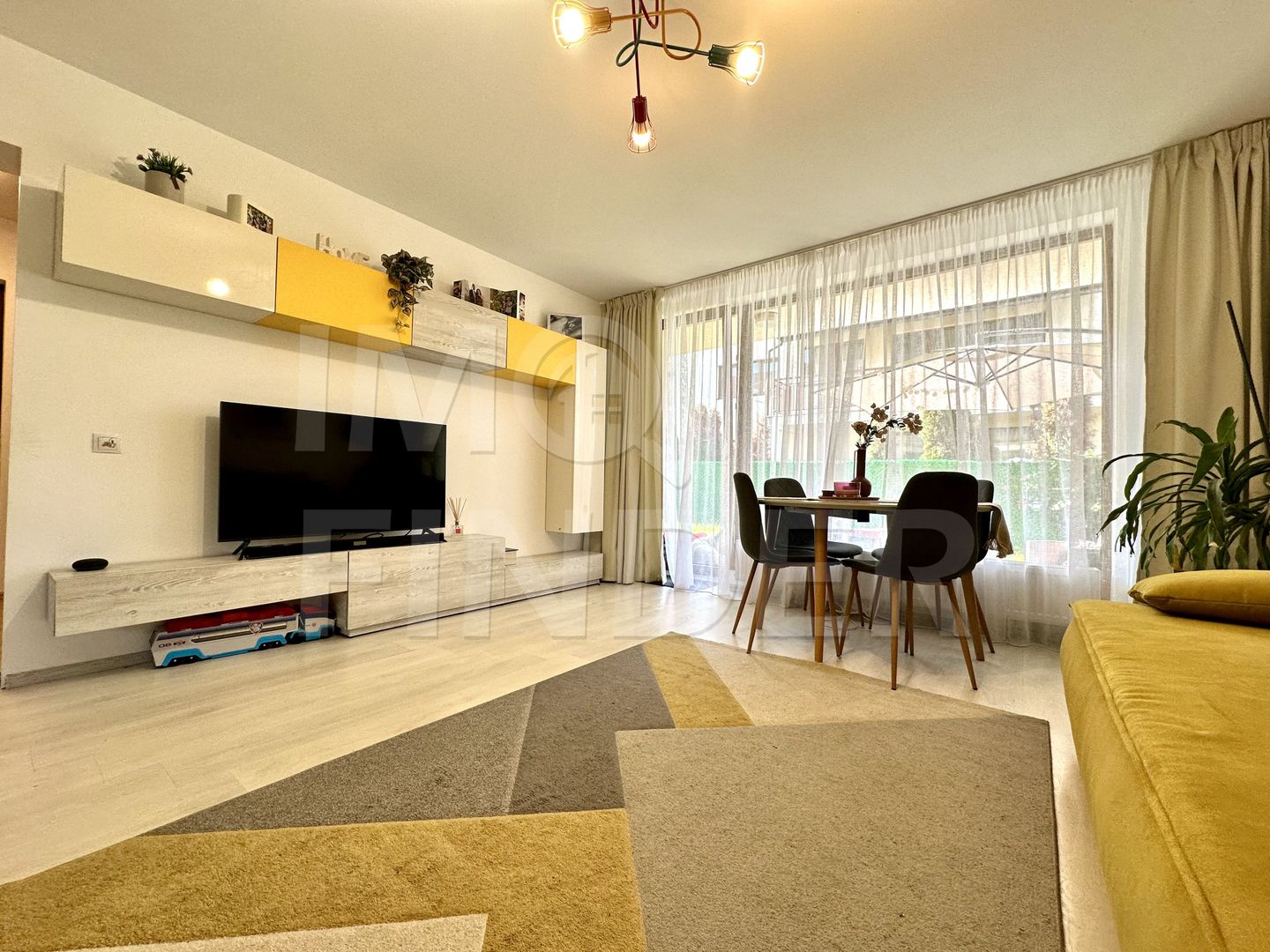 Casă spațioasă  – Florești , 131 mp utili, 220 mp teren - Poză 3