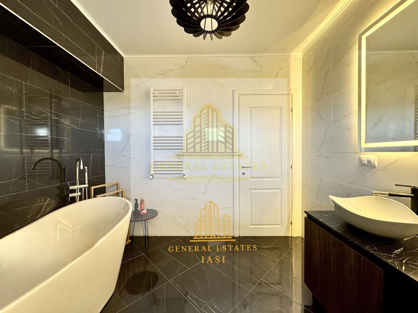 Vânzare apartament cu 2 camere, 98 m.p. Complexul Evergreen Towers - Poză 18