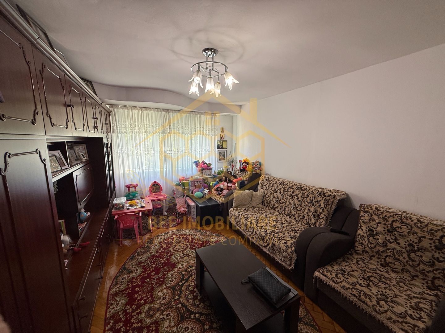 Apartament 3 camere , decomandat in 1Mai - Comision 0% - Poză 3