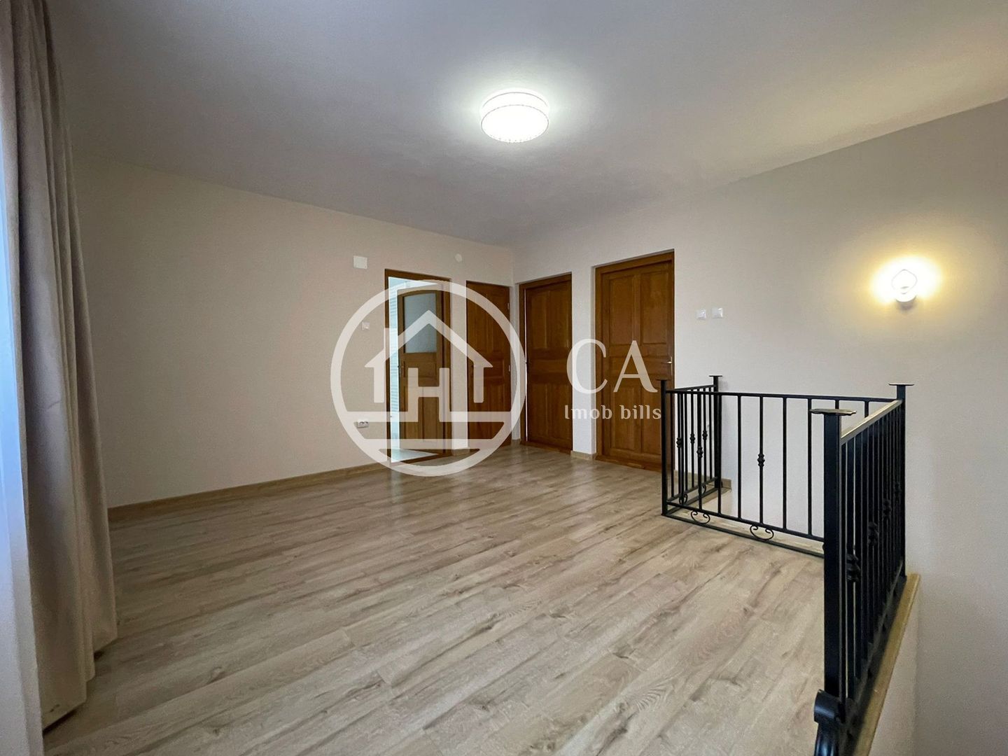 Casa de închiriat  Duplex cu 10 camere în Sanmartin, Oradea - Poză 21