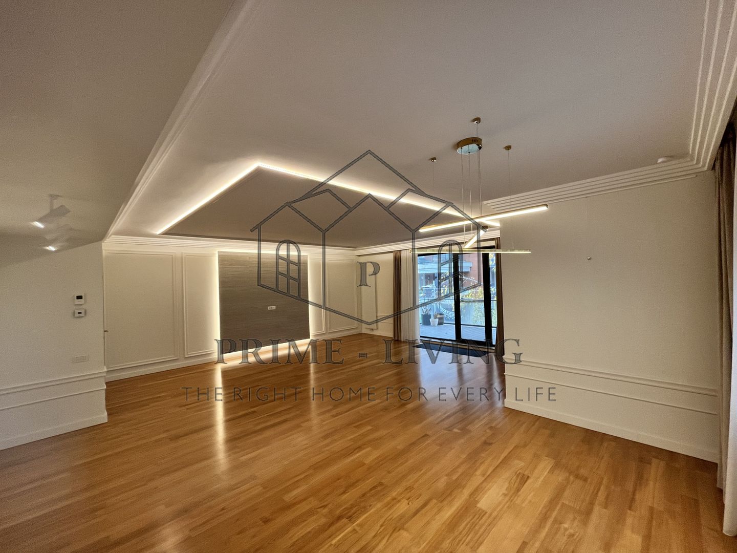 APARTAMENT  CU 4CAMERE LA INCHIRIERE IN COMPLEX DIN DOROBANTI CAPITALE - Poză 2