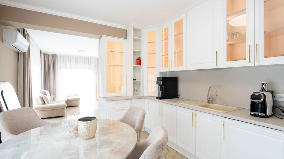 Casa lux Santandrei 3 dormitoare 2 bai 2 terase 2 bucatarii - Poză 4