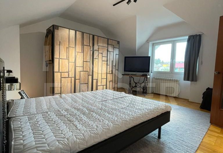 Vânzare casă Gheorgheni,  293 mp utili, 500 mp teren - Poză 4