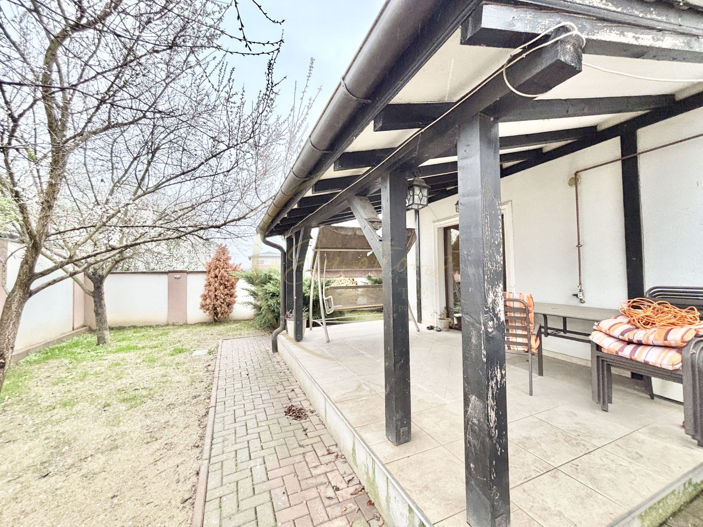 VILĂ DEOSEBITĂ ÎN CARTIERUL PLANETELOR, GIROC – ZONĂ REZIDENȚIALĂ LINIȘTITĂ - Poză 23