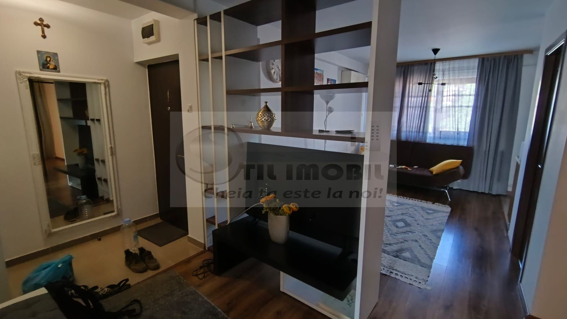 Apartament 3 camere central aproape de UMF-920 Euro, negociabil - Poză 5