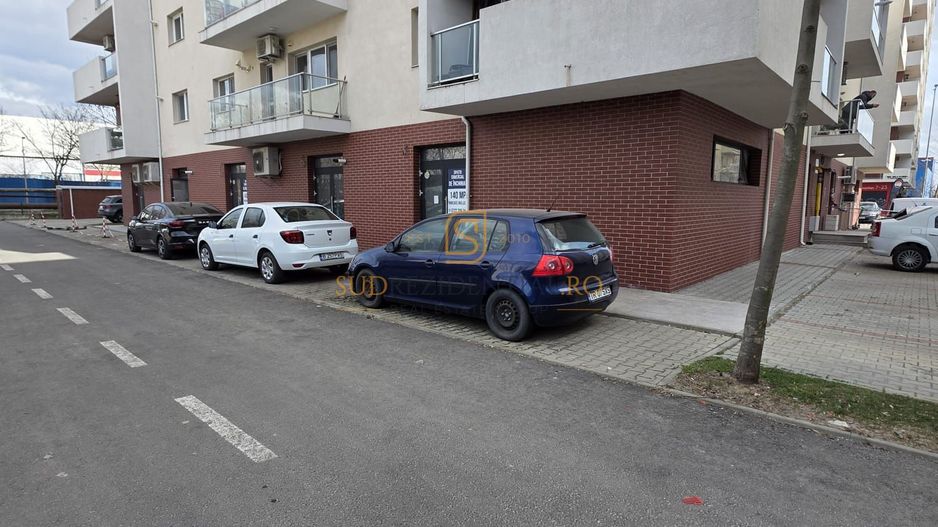 Spatiu comercial premium 140 mp |3intrari+2parcari| The Grand Kristal - Poză 1