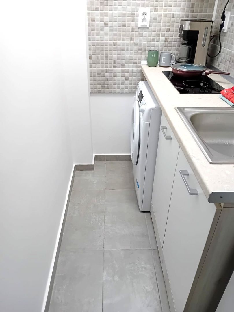 Garsoniera Tiglina 1, A-uri, etaj 1 - mobilata si utilata - Poză 6