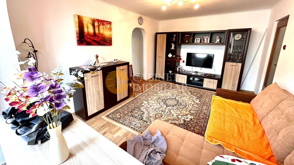 2 Camere Renovat Utilat - Etaj 2 - Zona Cantemir - Bloc Fara Risc - Poză 1