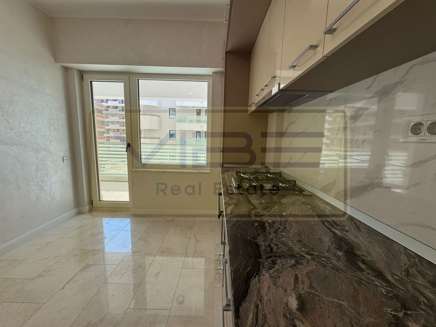 Apartament Copou 1 camera+parcare subterana Royal Town - Poză 5