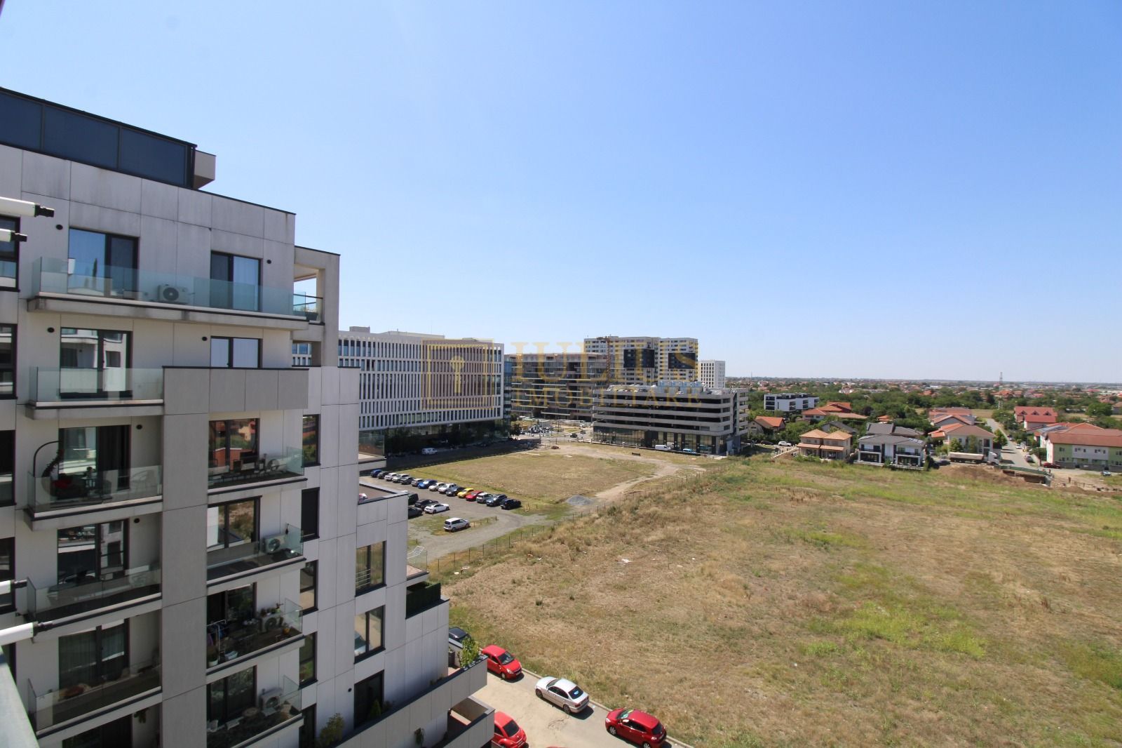 Modern amenajat, zona de nord - Campeador. - Poză 22